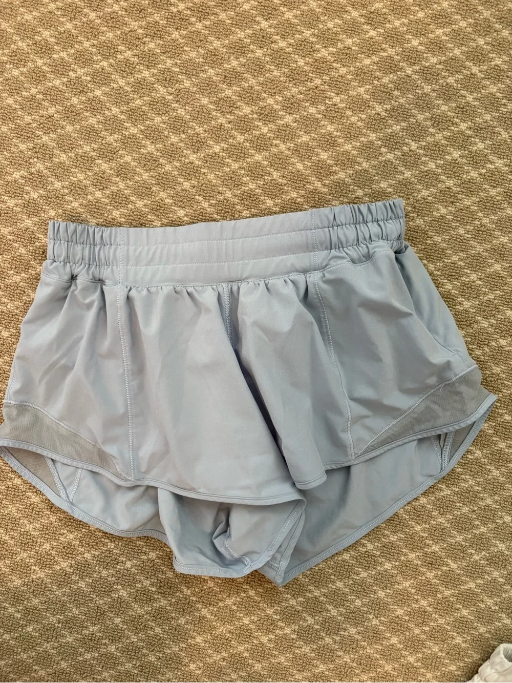 Lululemon Hotty Hot shorts 2.5’’ size 2 pack of 3 - Picture 2 of 7